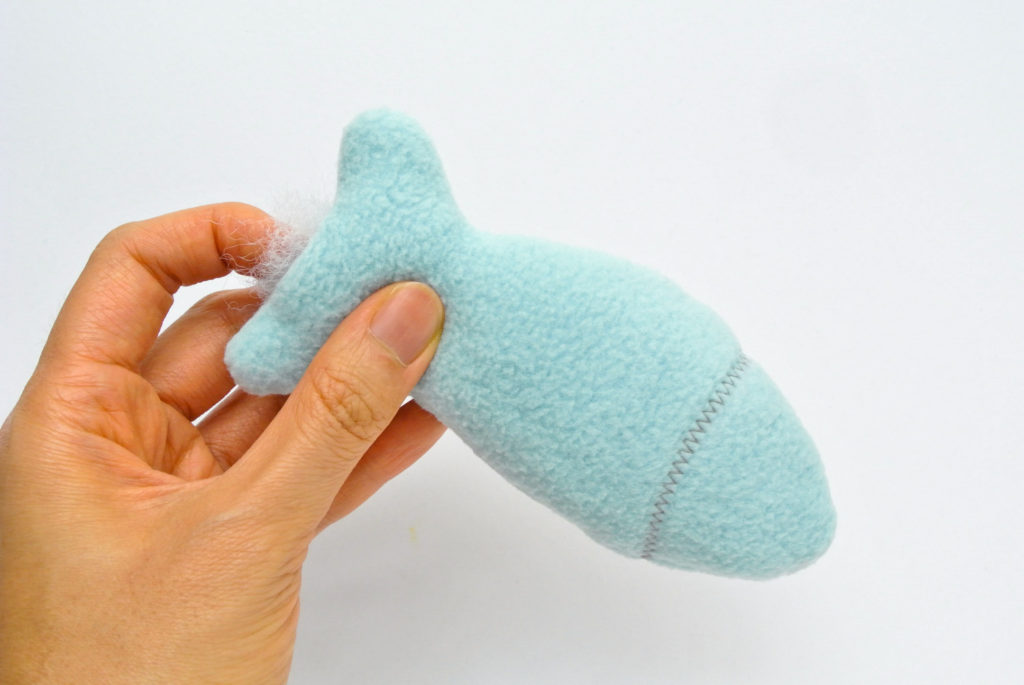 Stuffing Pretend Play Fish with Polyester Fiberfill