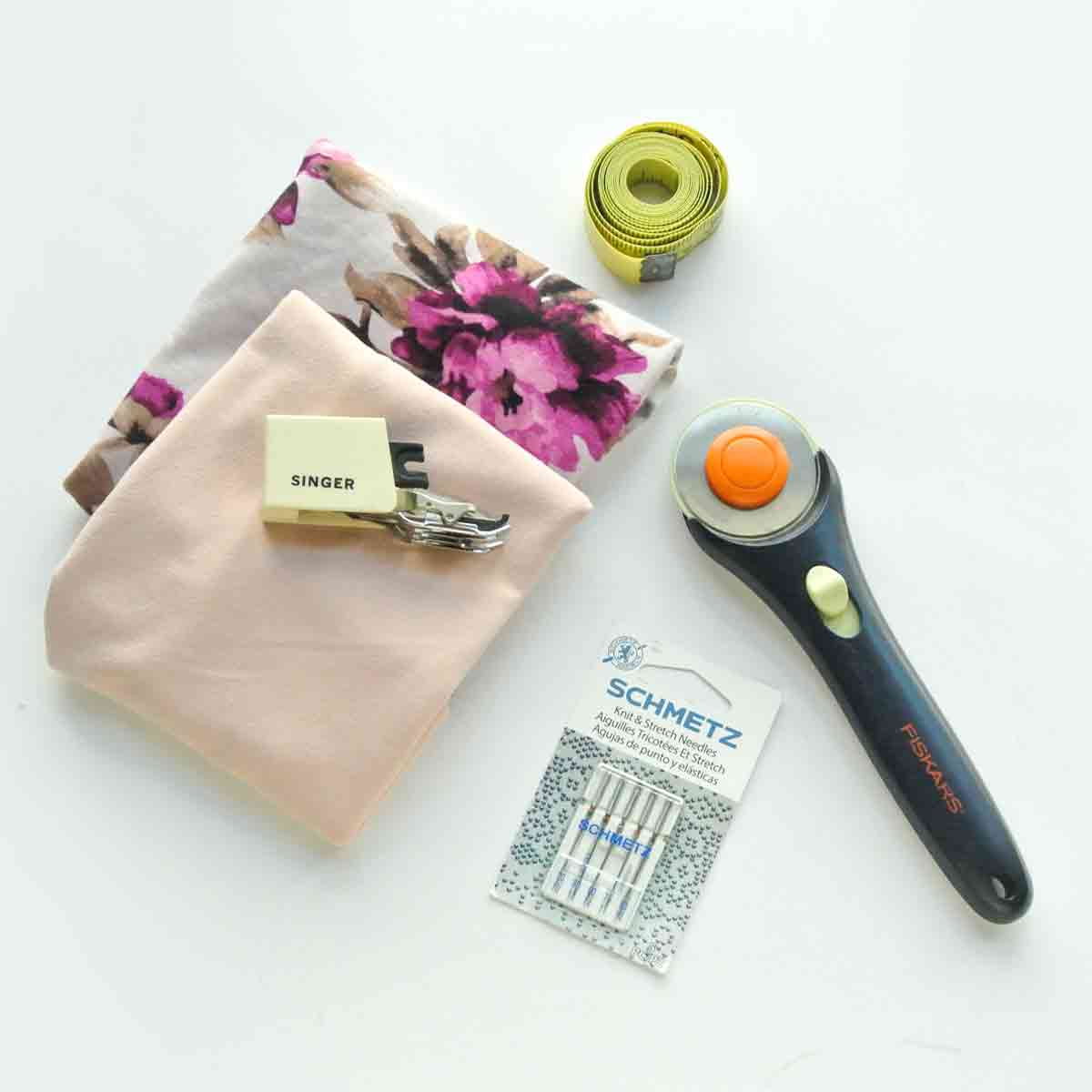 How to Sew Knits and Stretchy Fabric on a Home Sewing Machine (10 Easy