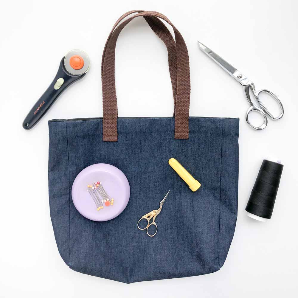 2 Ways to Add a Lining to a Tote Bag {Tote Bag Upgrade}