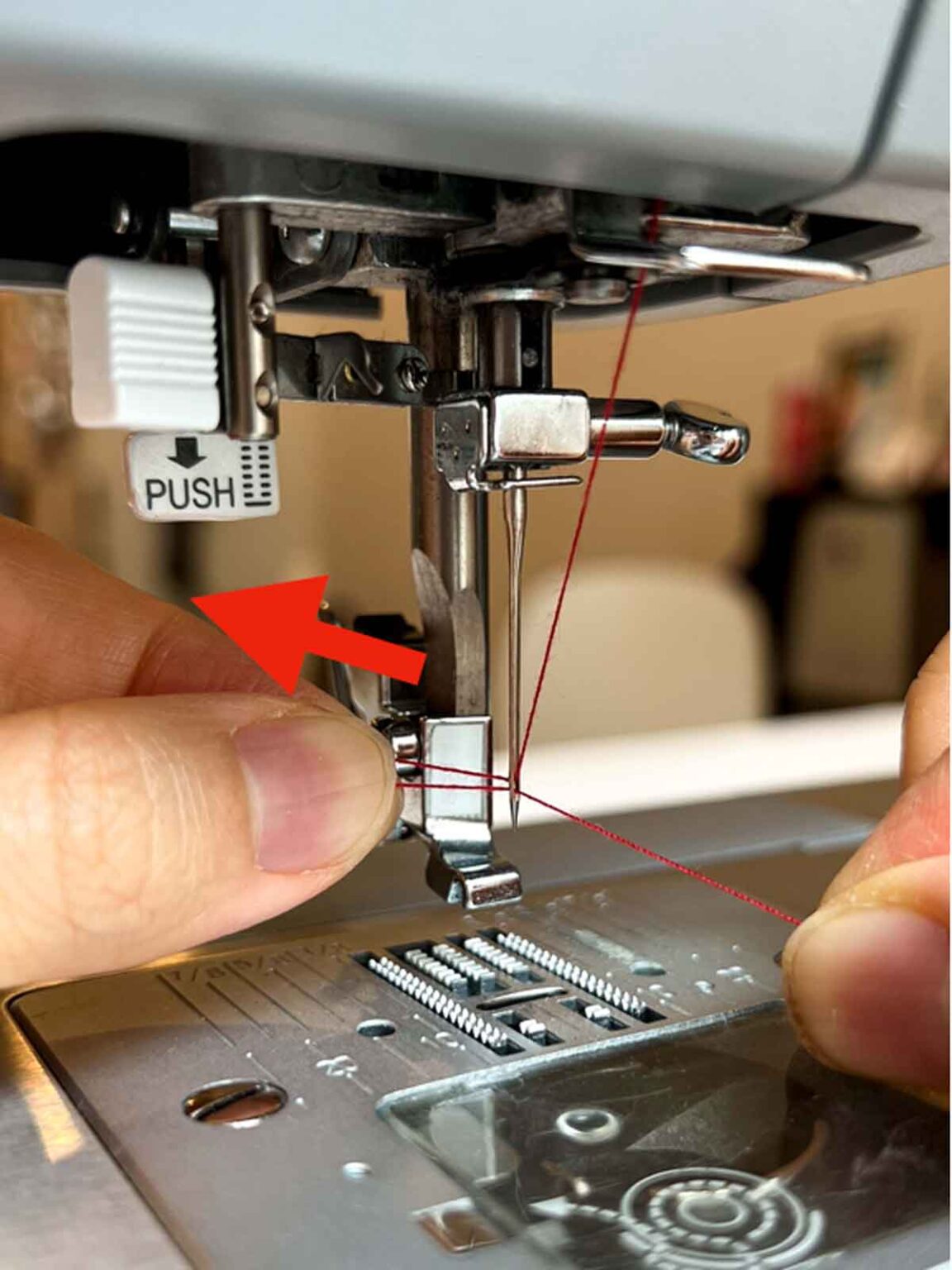 Beginner's How to Use a Needle Threader on a Sewing Machine - MindyMakes