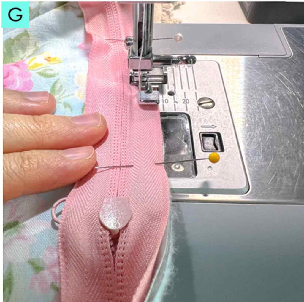 sewing zipper to bottom of casserole carrier