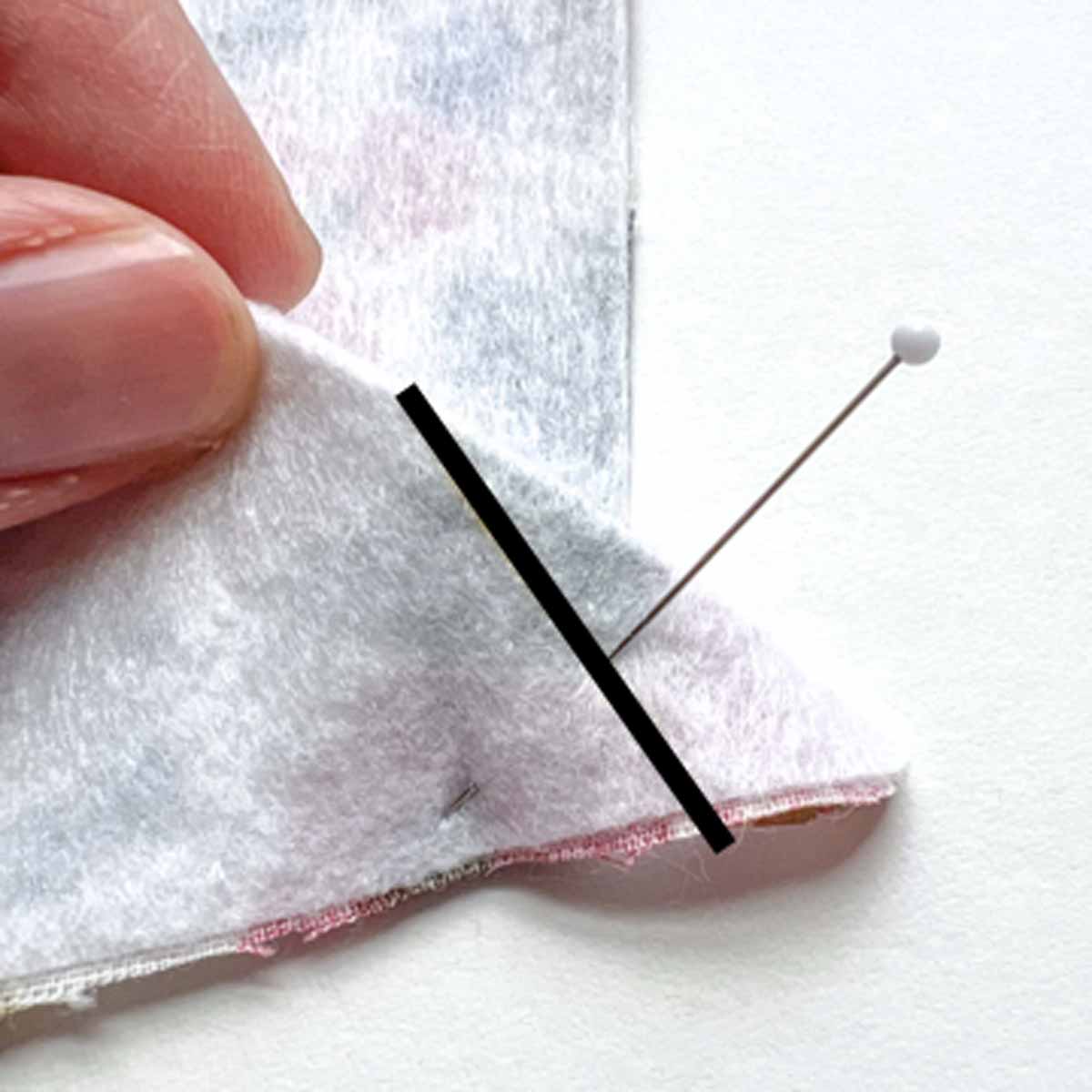 sewing darts on front pocket of crossbody cellphone bag