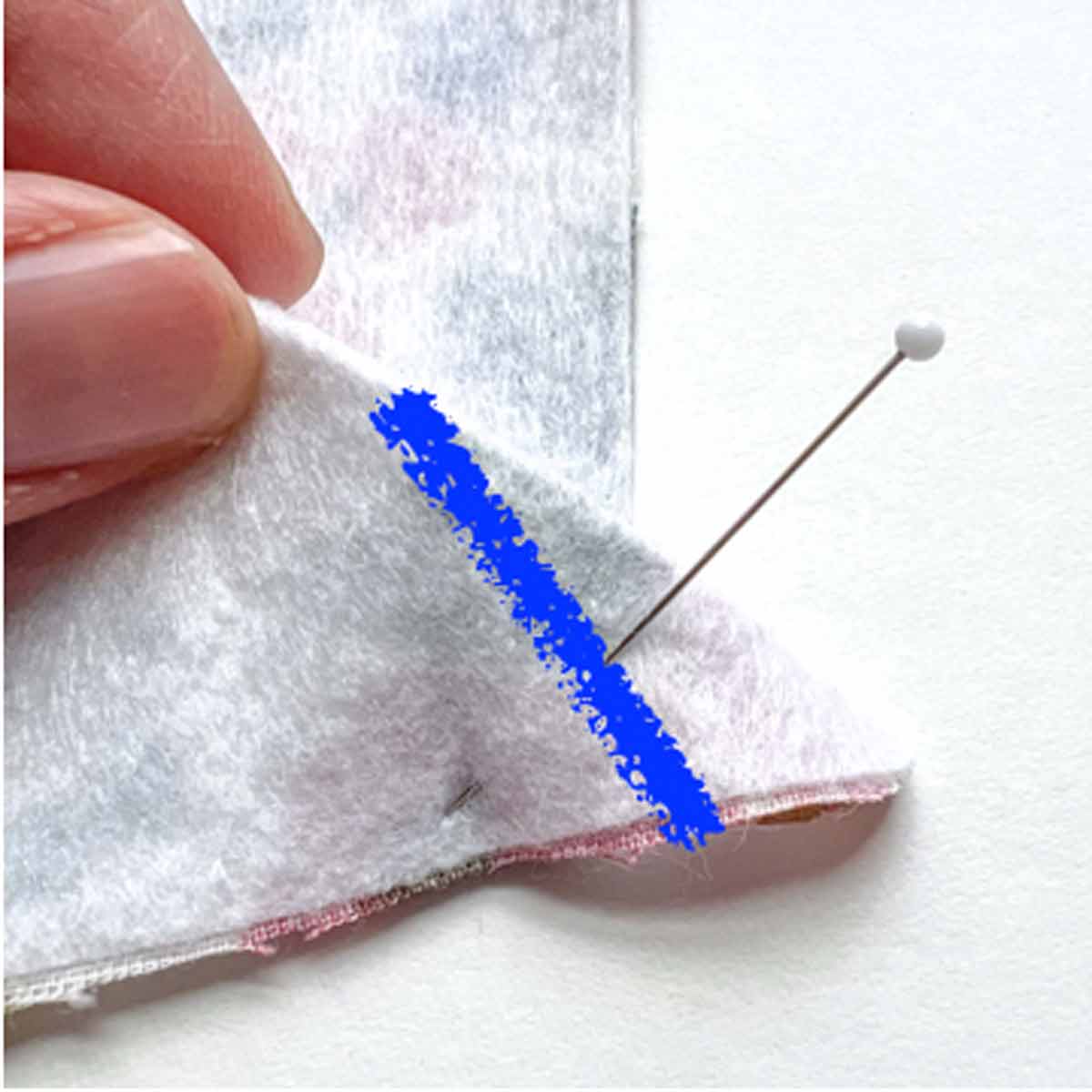 sewing darts on front pocket of crossbody cellphone bag